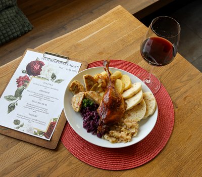 DANTE'S Bistro & Restaurant & Café