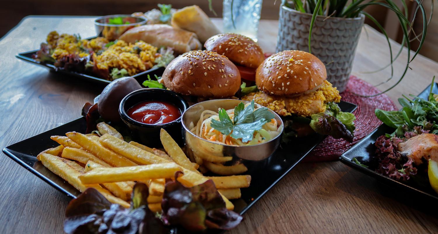 Na na�em st�l�m j�deln�m l�stku i denn�m menu najdete gastronomick� nab�dky pro ka�dou p��le�itost